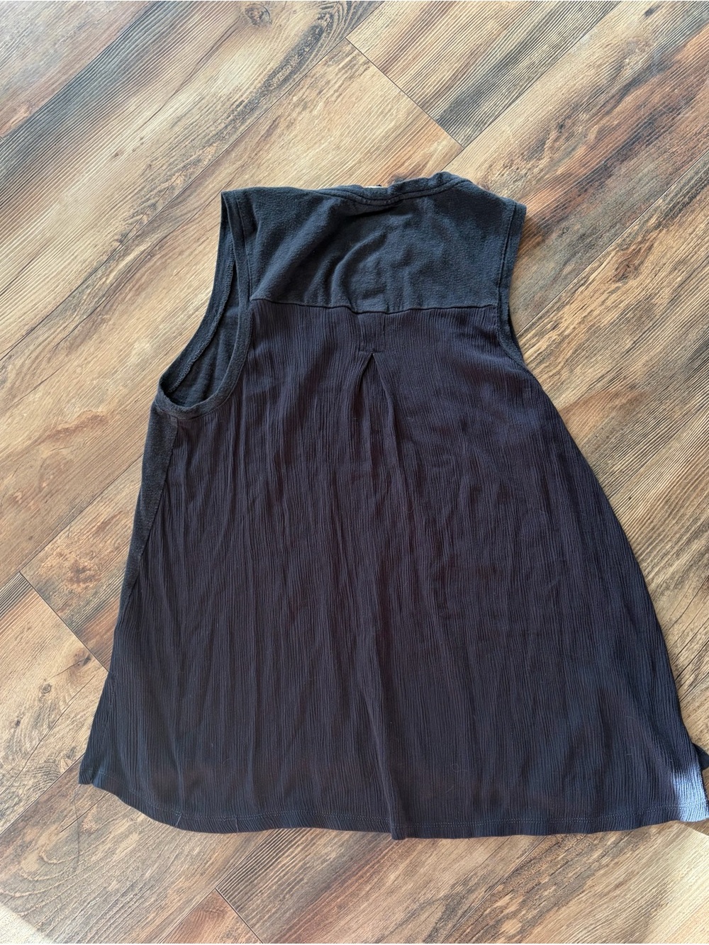 Universal Thread Pleated-Back Tank Top